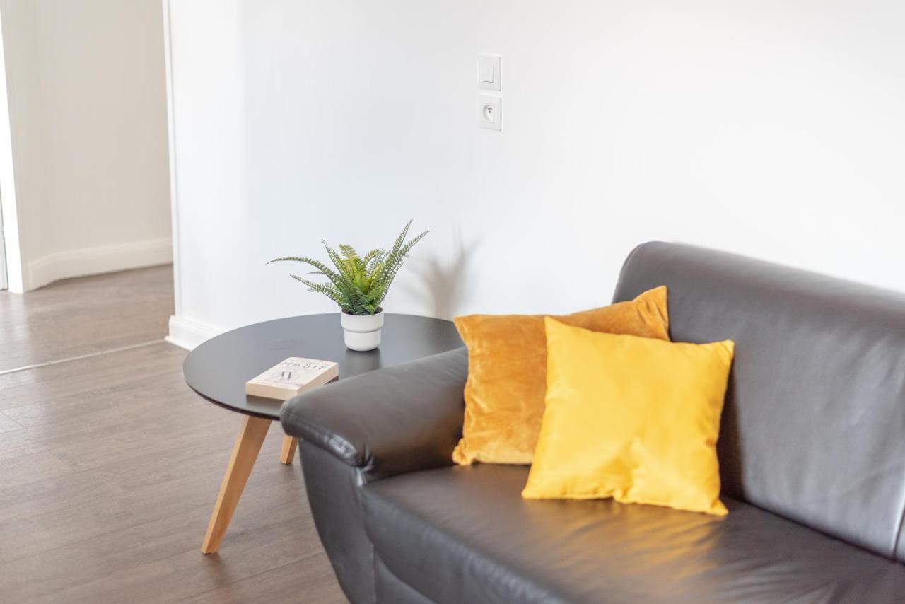 Private & Comfortable Apartments Puttelange-aux-Lacs Exterior photo